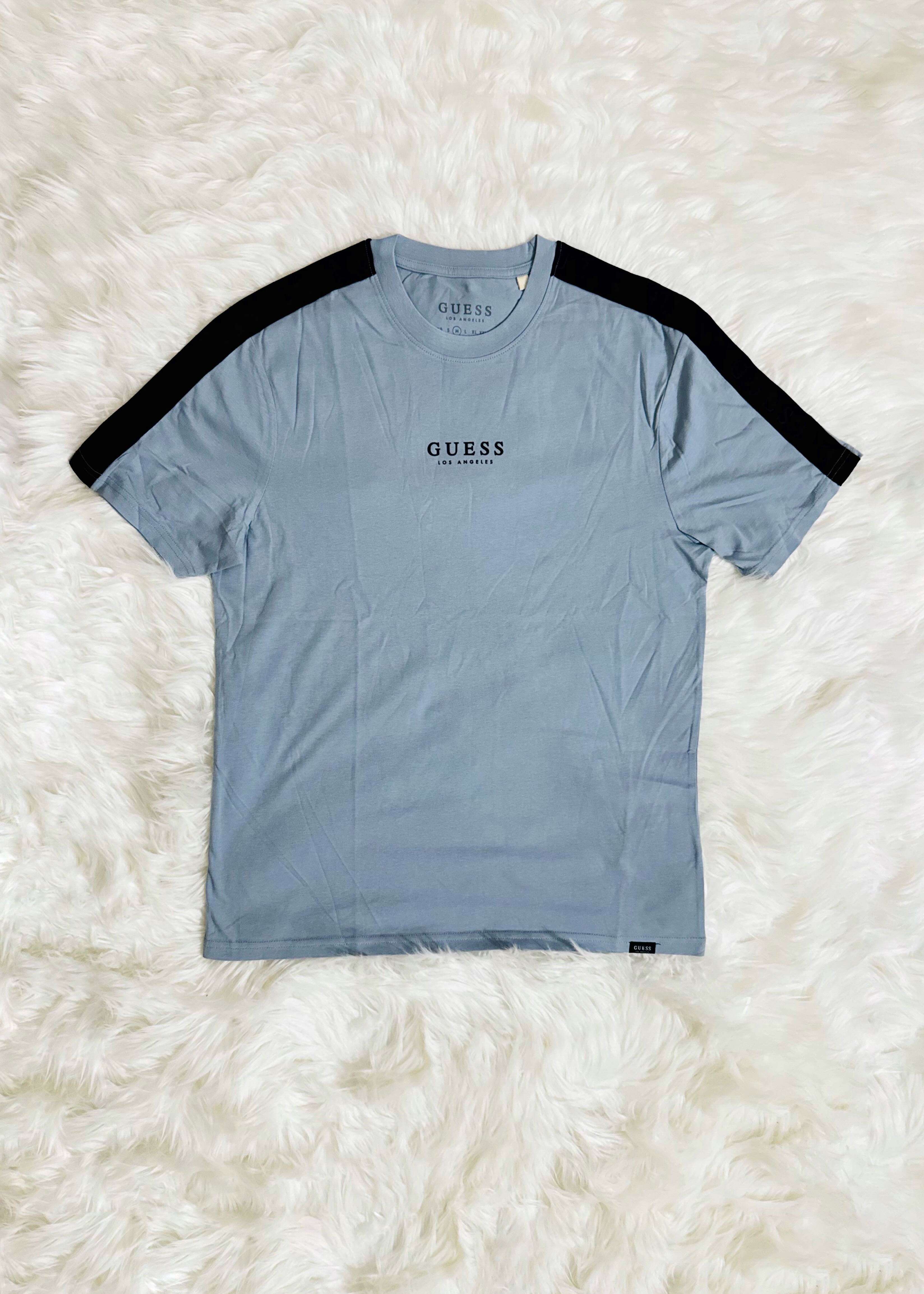 ⭐ GUESS Classic T-Shirt – Style That Defines You ⭐