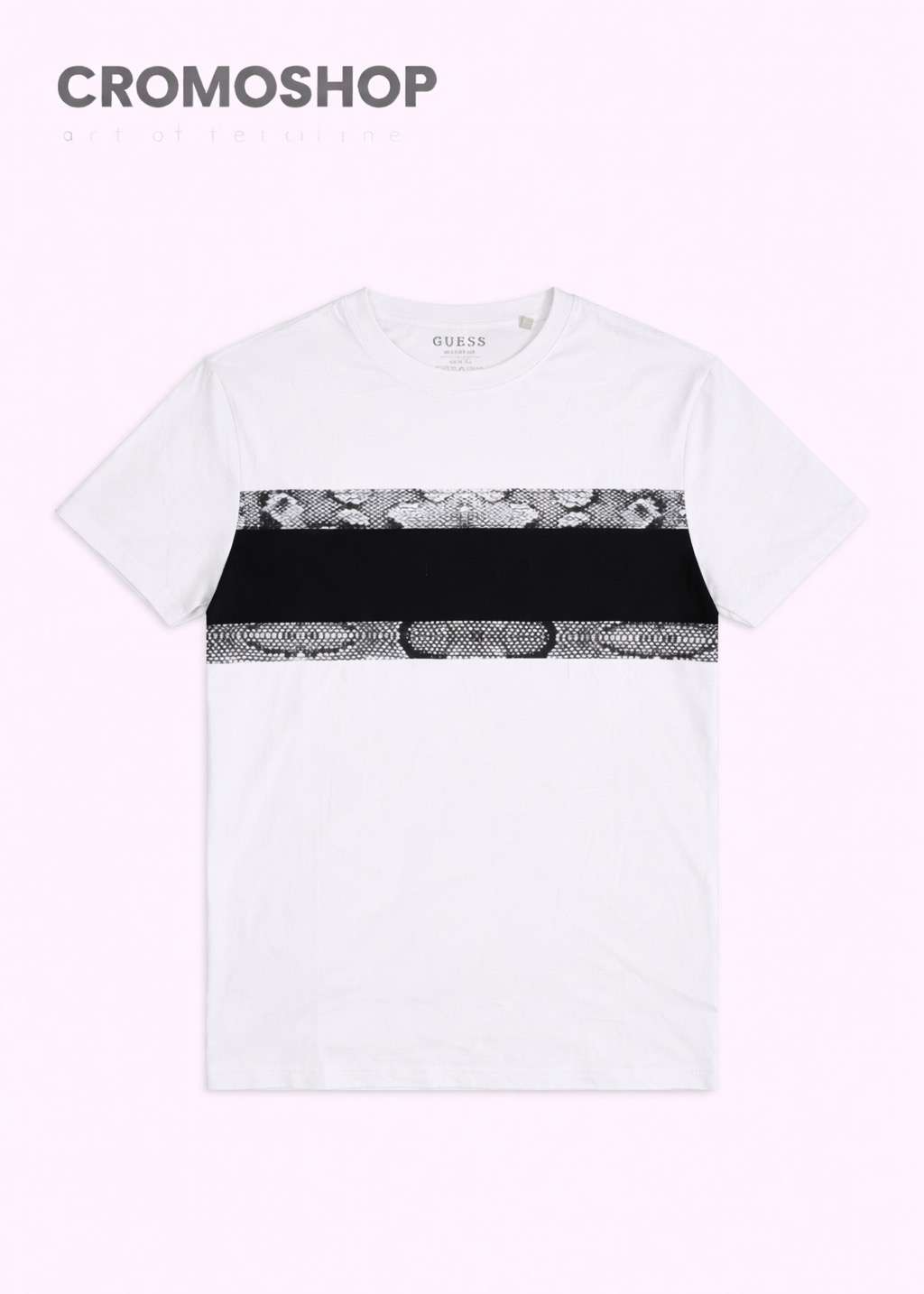 ⭐ GUESS Classic T-Shirt – Style That Defines You ⭐