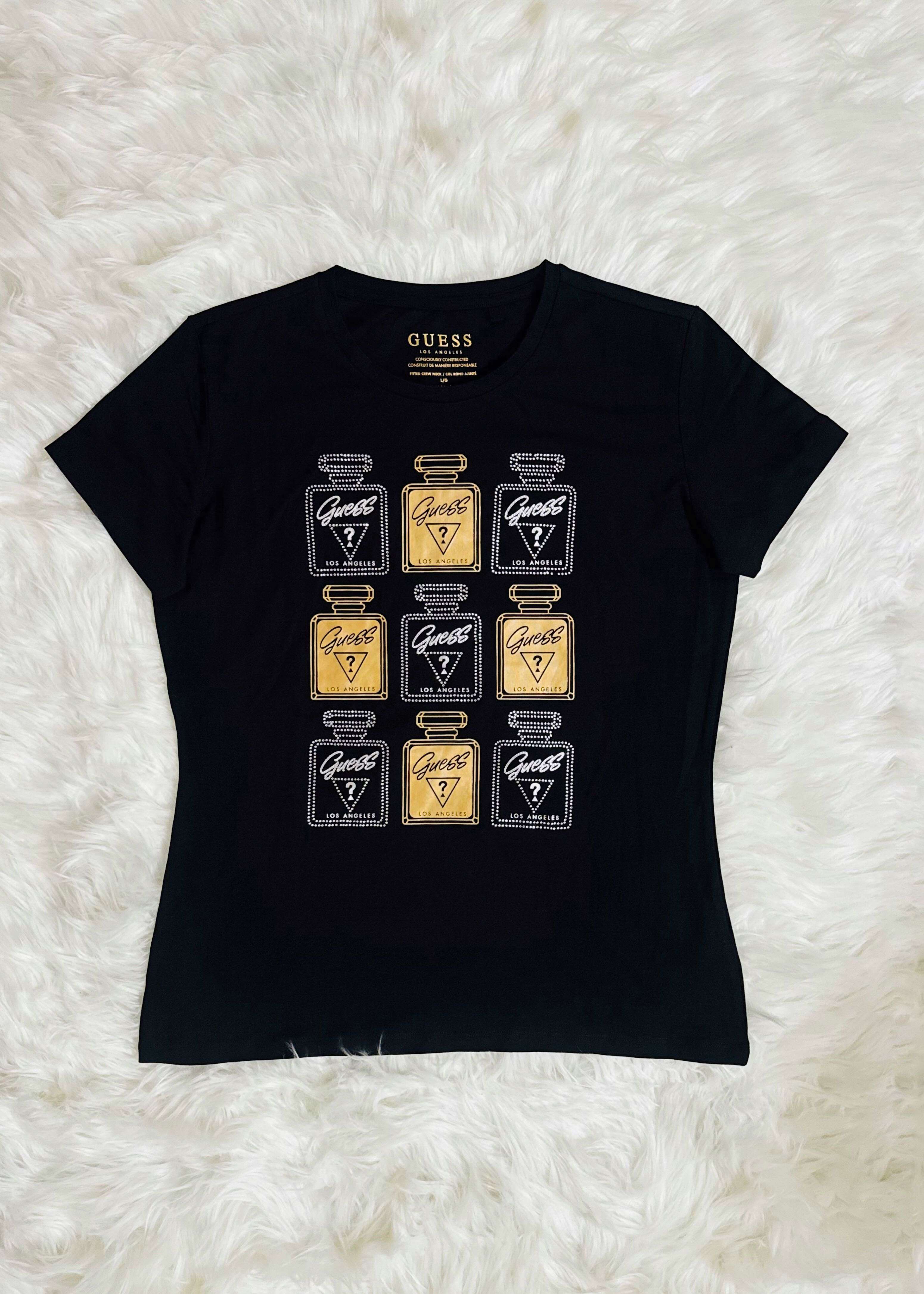 ⭐ GUESS Classic T-Shirt – Style That Defines You ⭐