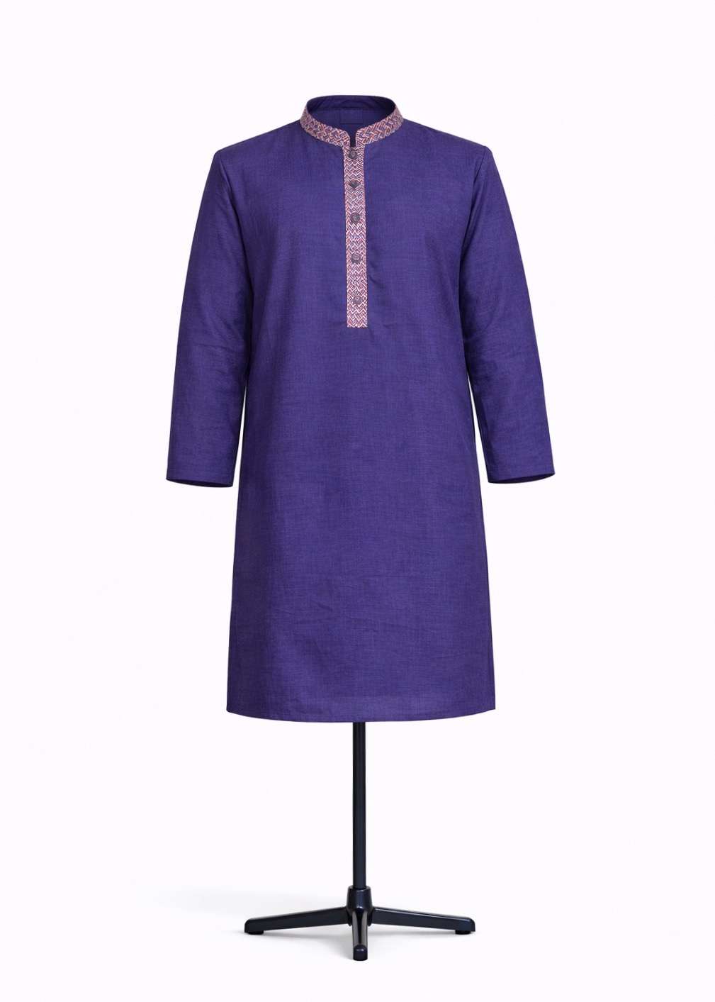 Classic design meets modern fashion – Only at Cromo.